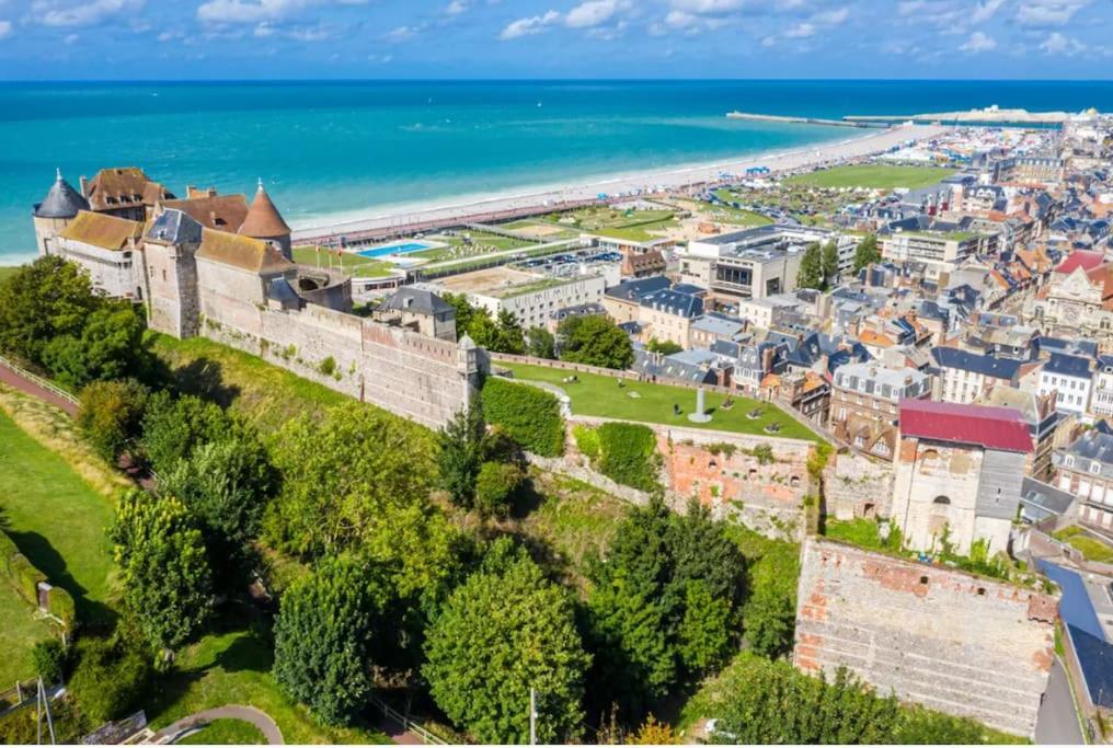 Bel Appartement Vue Mer Centre-Ville, Face Plage Dieppe Bagian luar foto